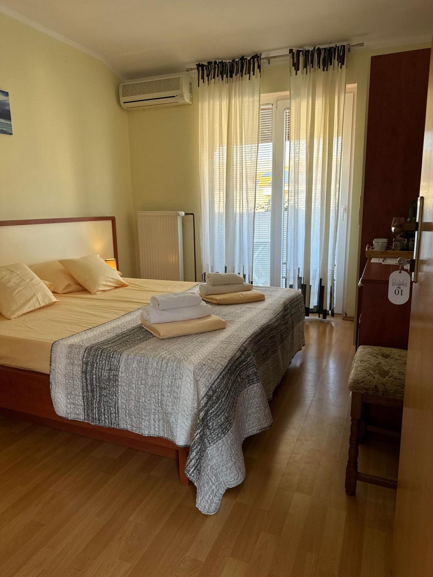 Pag Vero Apartments Pag Town Dış mekan fotoğraf